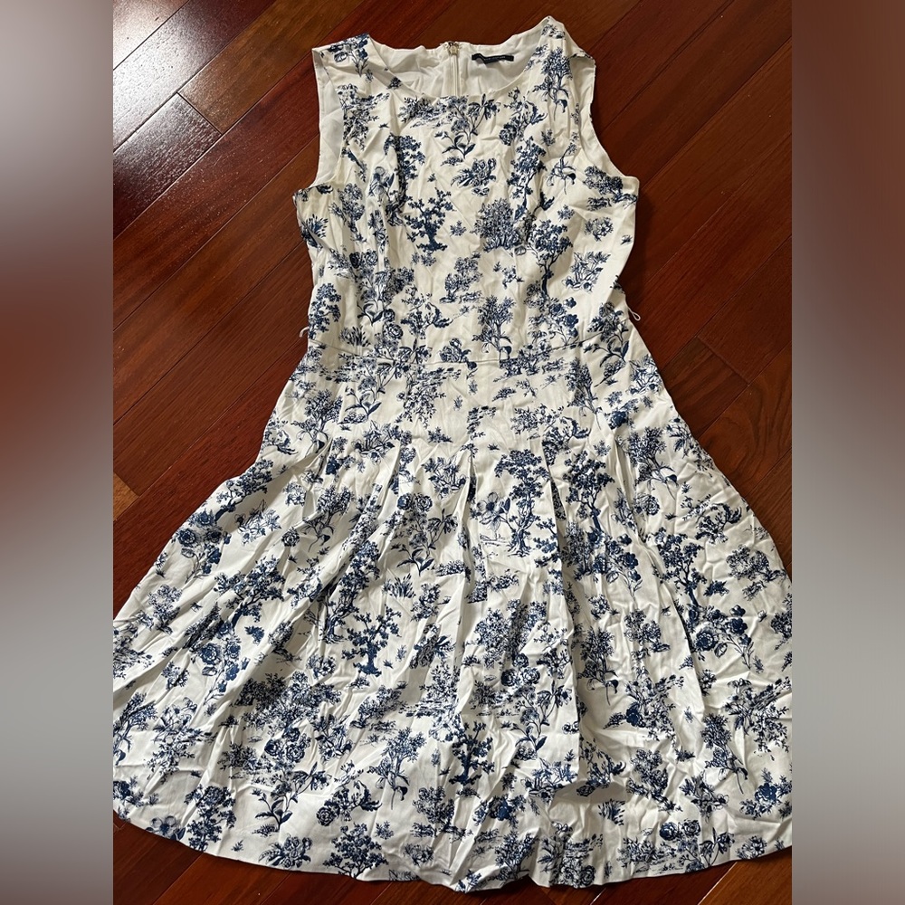 Blue and White Tommy Hilfiger Dress Size 10 Great Used Condition